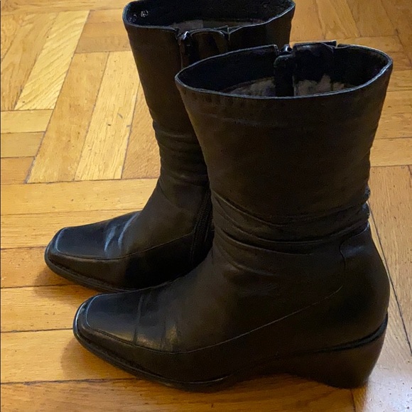 Genuine sheepskin shearling boots - Picture 2 of 6